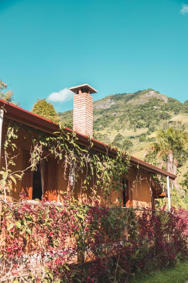 Casa Pedacinho De Ceu Com Banheira De Hidromassagem E Lareira Villa São Bento do Sapucaí Exterior photo